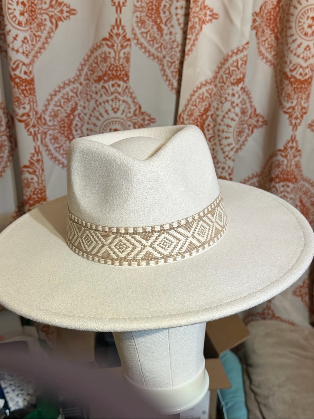 Cream Wide-Brim Rancher Hat with Geometric Trim
